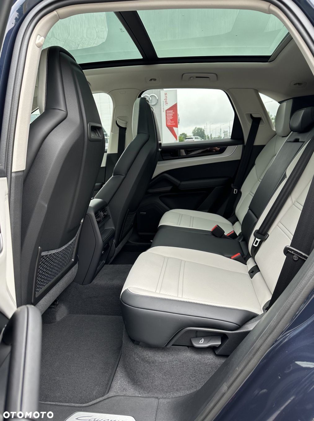 Porsche Cayenne - 17