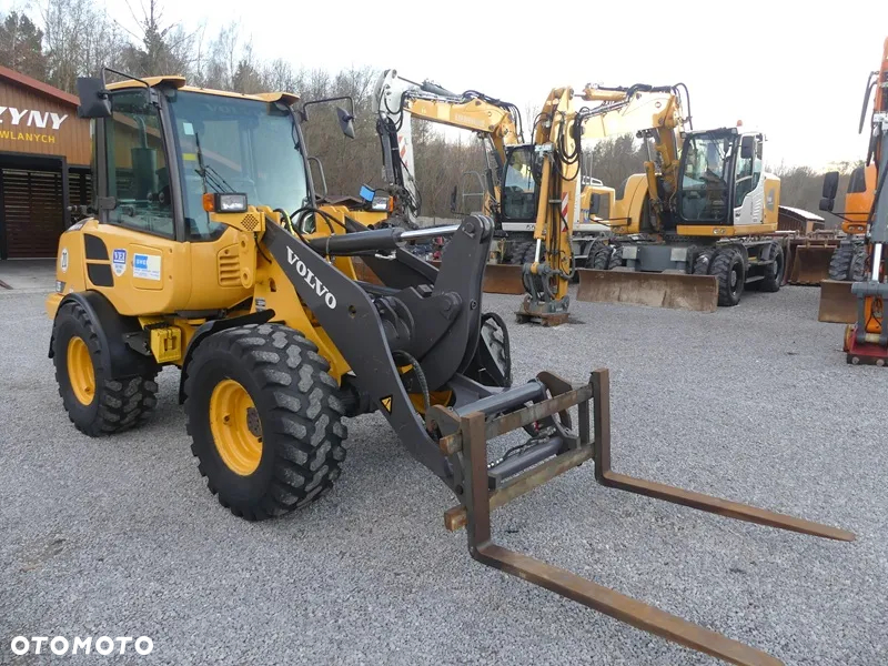 Volvo L25F / Z Niemiec / WAGA / Super Stan / - 4
