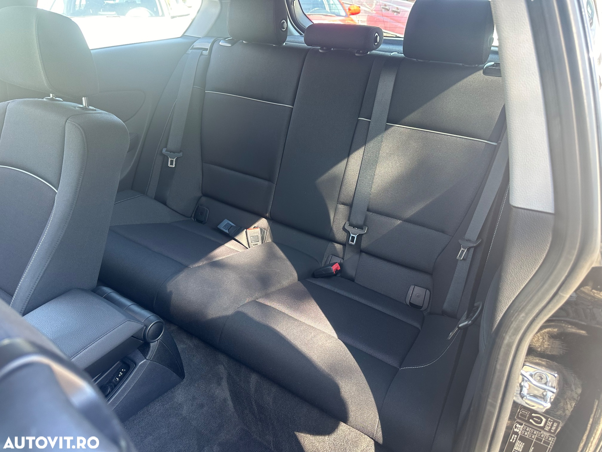 BMW Seria 1 118d - 19