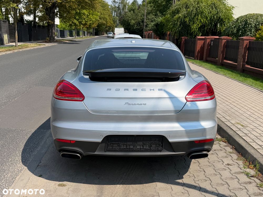 Porsche Panamera PDK - 7