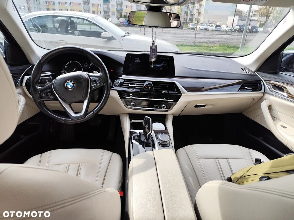 BMW Seria 5 520d Luxury Line - 19