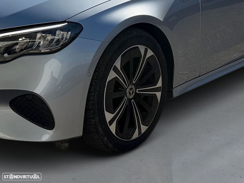 Mercedes-Benz E 300 - 3