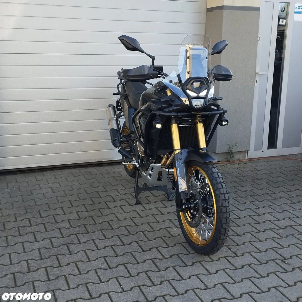 VOGE 800 Rally - 5
