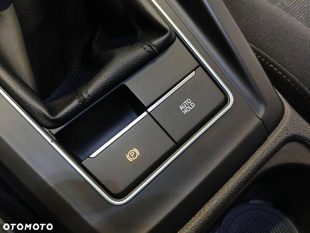 Volkswagen Golf 2.0 TDI Life - 15