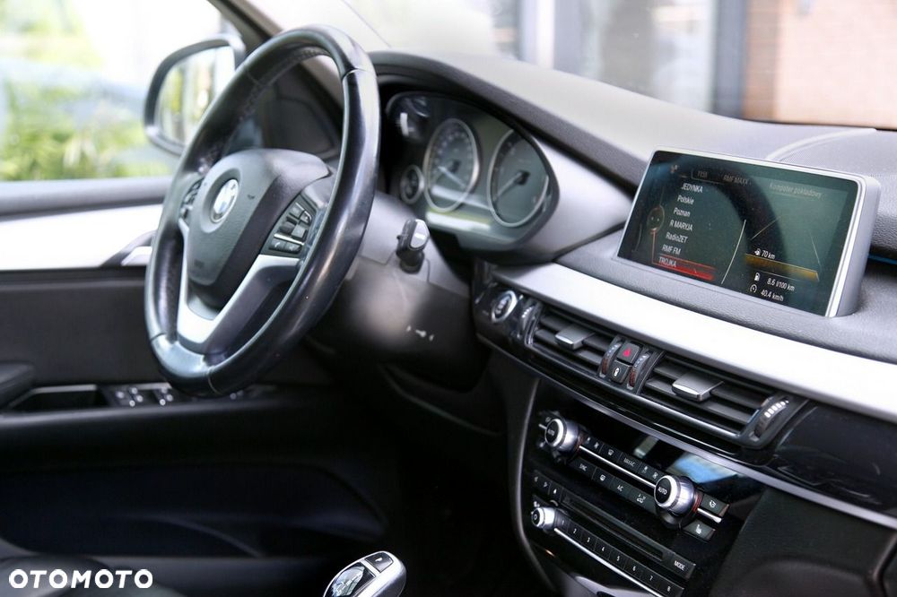BMW X5 xDrive25d - 11
