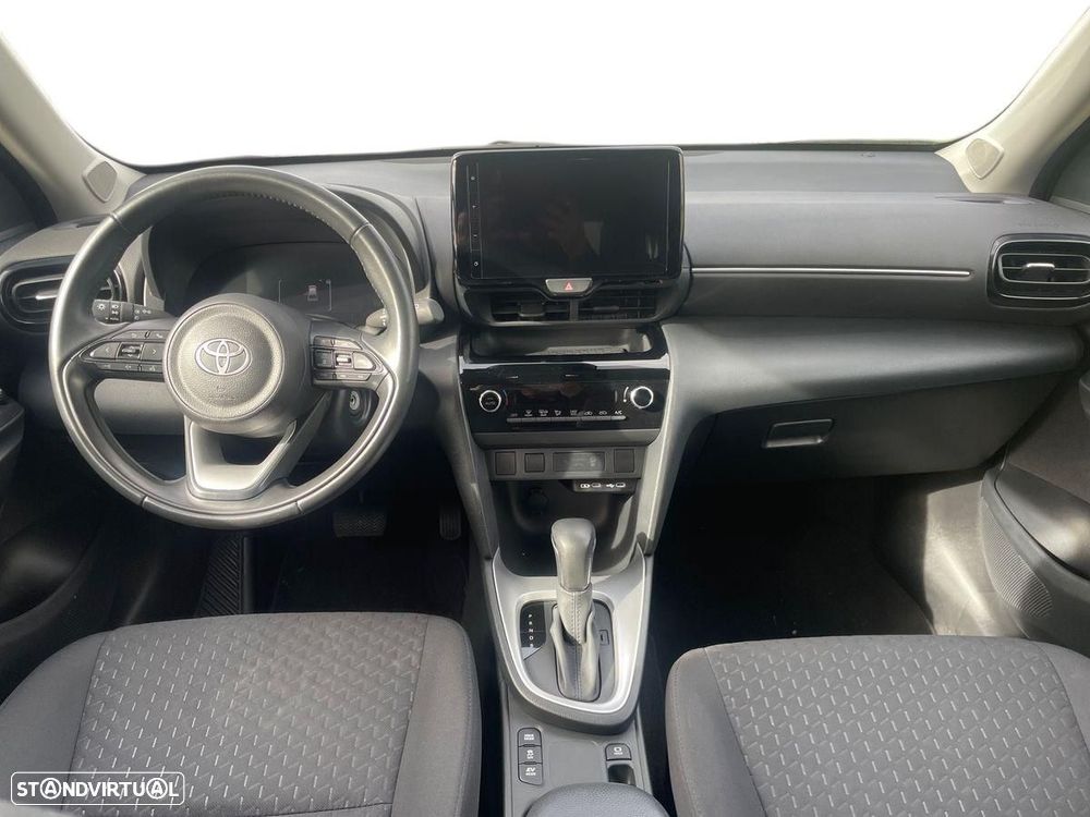 Toyota Yaris Cross 1.5 HDF Comfort Plus - 10