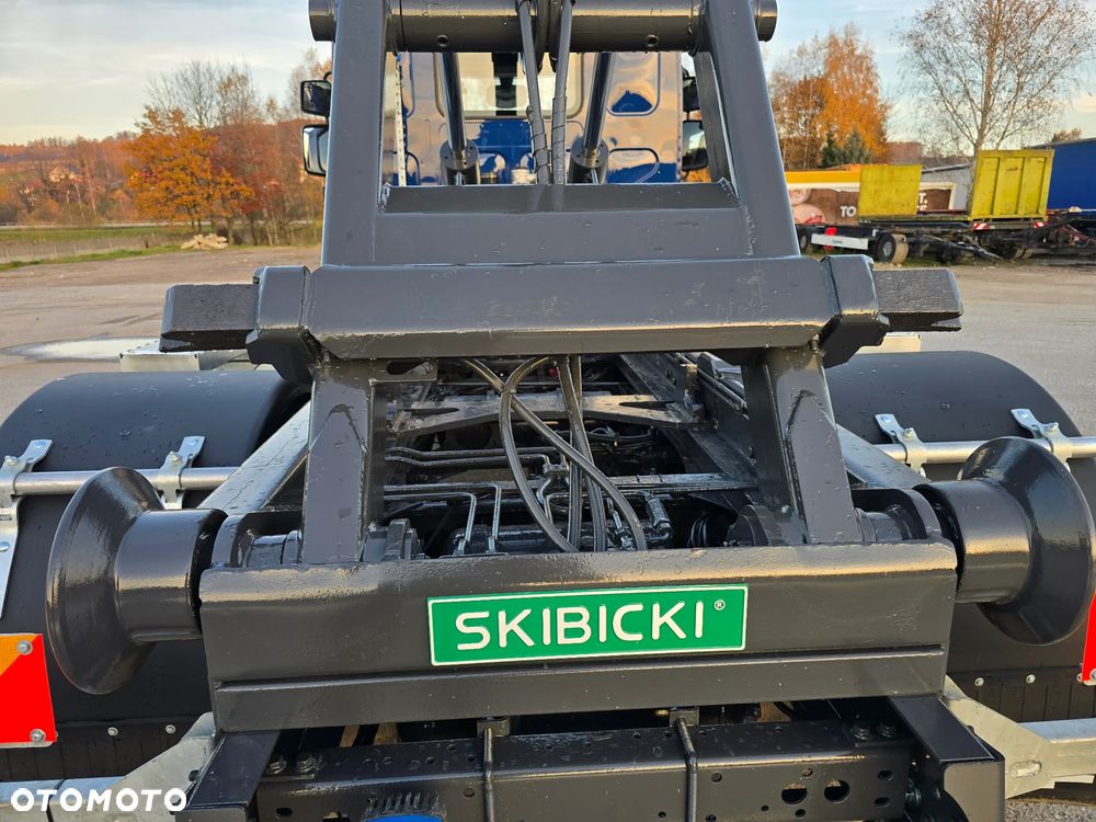 DAF LF 210 Hakowiec 2015 SKIBICKI E6 11990kg KP7 hak gruz śmieci budowlane kontener do hakowca - 24