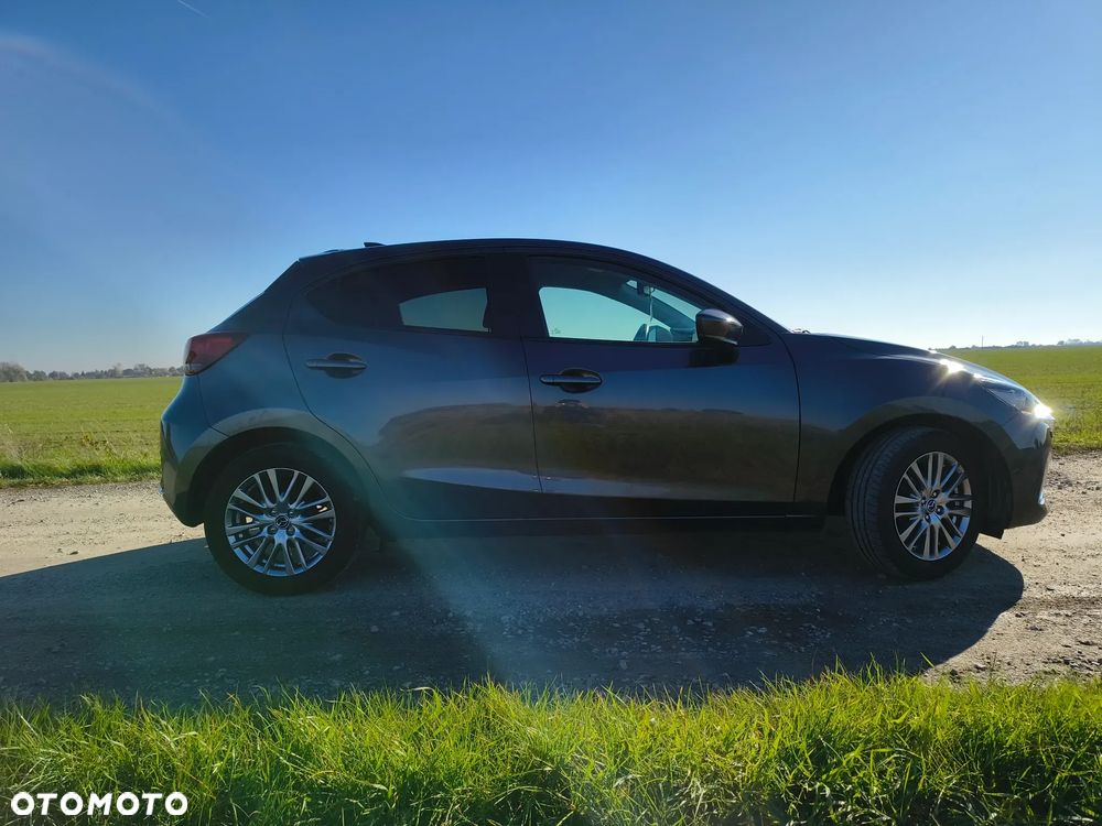 Mazda 2 - 7