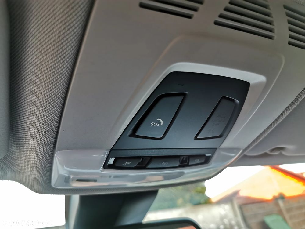 BMW Seria 3 320d xDrive - 34