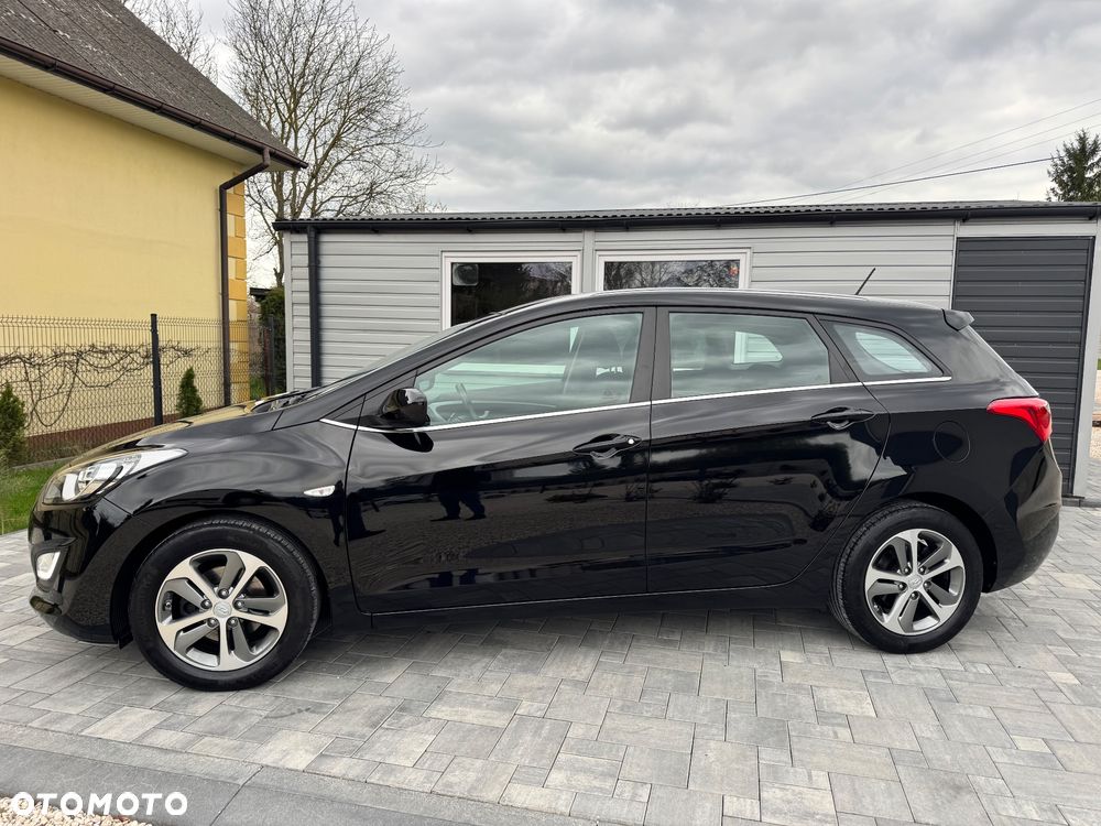 Hyundai i30 blue 1.4 YES Silver - 13