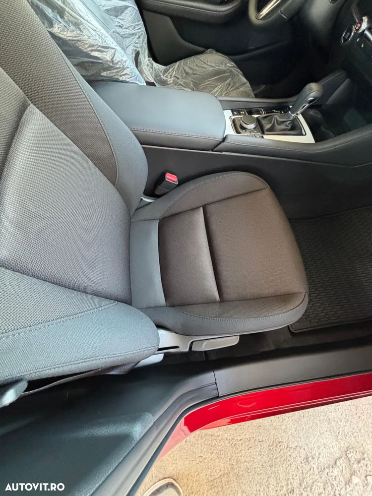 Mazda 3 e-Skyactiv X186 AT MHEV Center-Line - 24