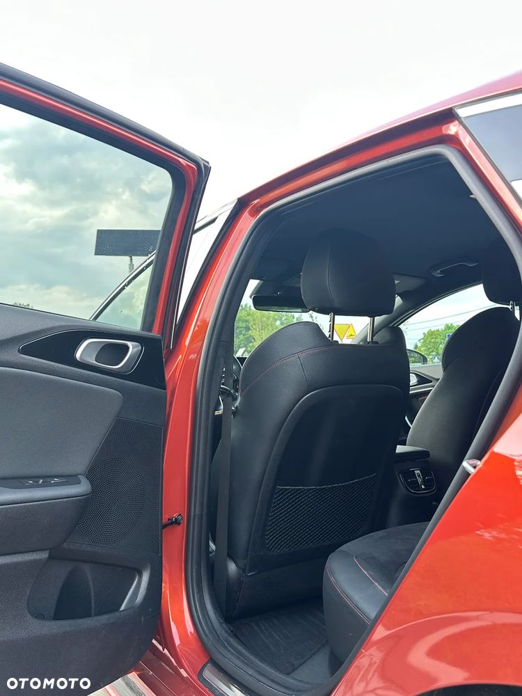 Kia ProCeed 1.6 T-GDI DCT7 OPF GT - 12