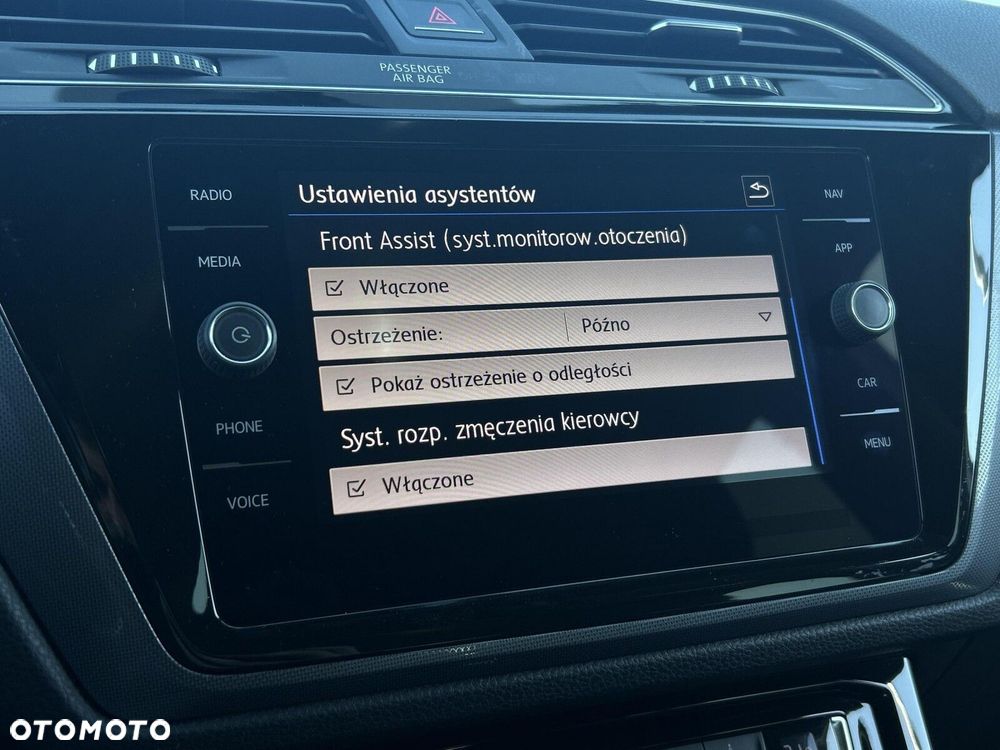 Volkswagen Touran 1.8 TSI BMT Highline DSG - 26
