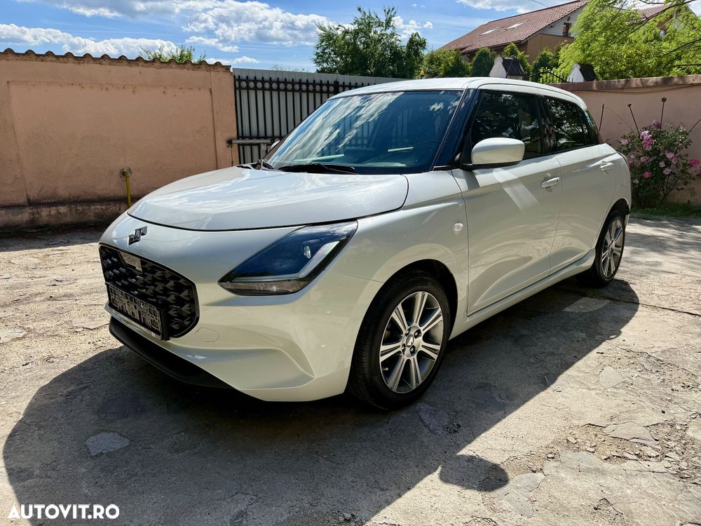 Suzuki Swift 1.2 Dualjet 12V MHEV Passion - 1