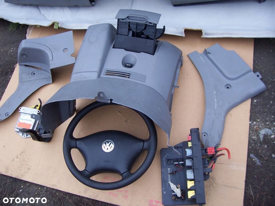 CRAFTER SPRINTER 906 DESKA KONSOLA EU. - 5