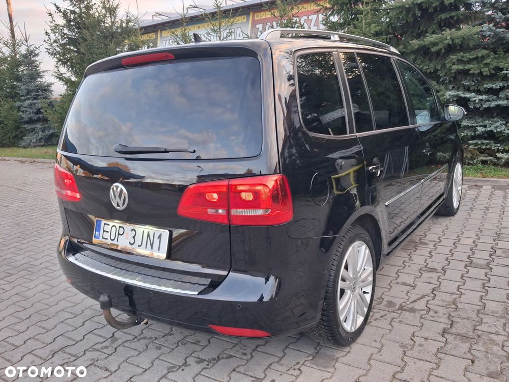 Volkswagen Touran 2.0 TDI Highline DSG - 17