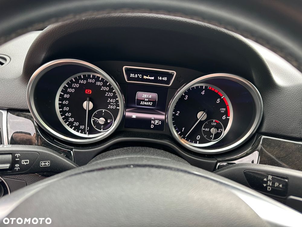 Mercedes-Benz ML - 6