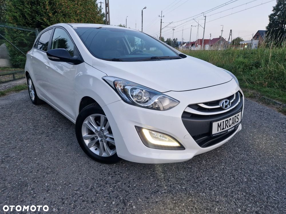 Hyundai i30 1.4 Comfort World Cup - 9