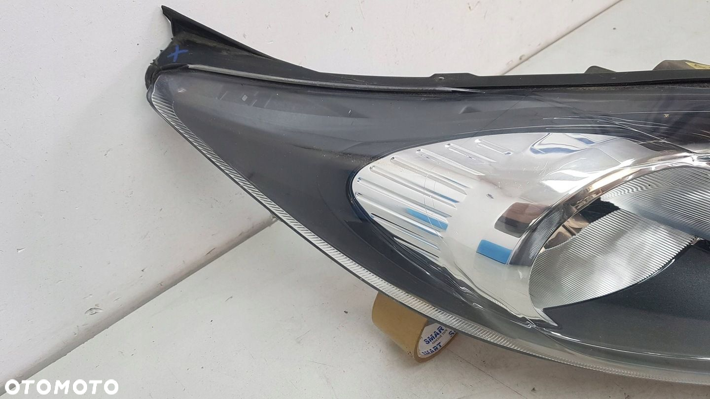 Ford Fiesta mk7 08-18 Lewa Lampa przednia przód 8A61-13W029-AH - 2