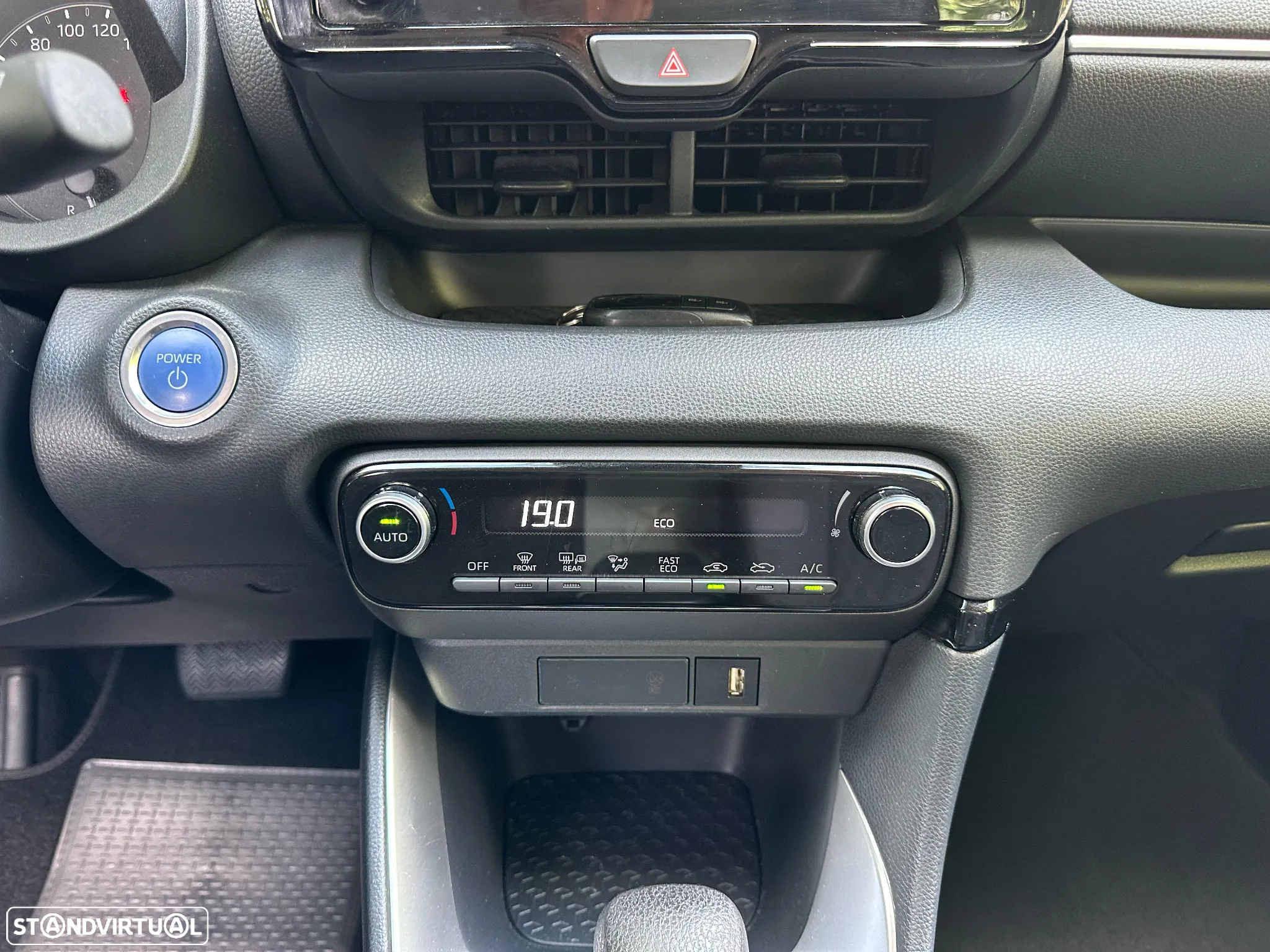 Toyota Yaris 1.5 HDF GR Sport - 30