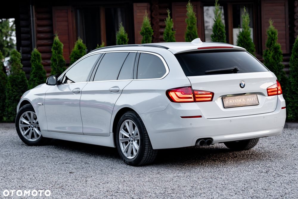 BMW Seria 5 520d Sport-Aut - 9