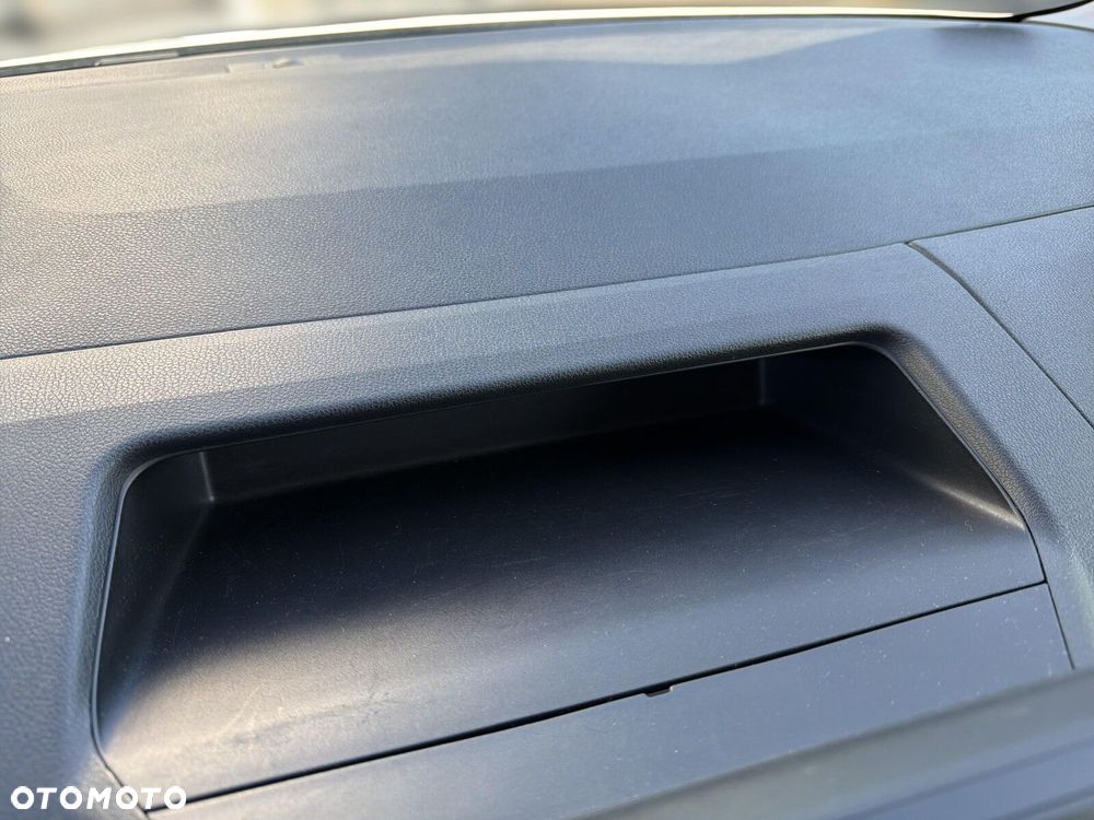 Peugeot partner 1.5 BlueHDi 100 PREMIUM Standard 650 4d - 25