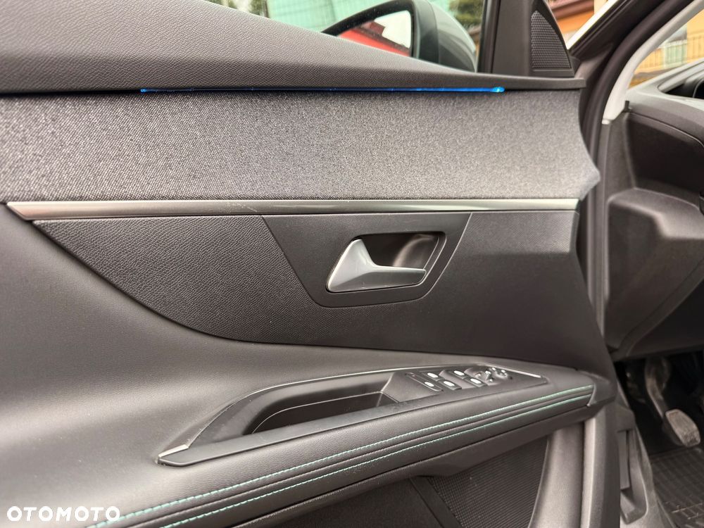 Peugeot 3008 1.5 BlueHDi Allure S&S - 33