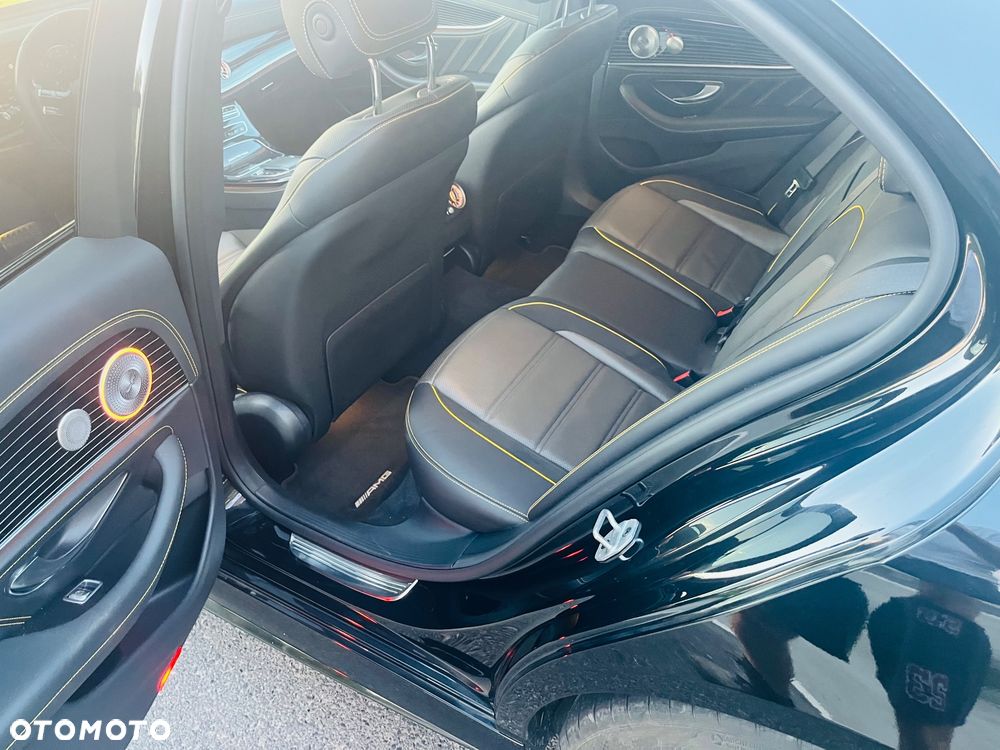 Mercedes-Benz Klasa E AMG 63 S 4-Matic+ - 16
