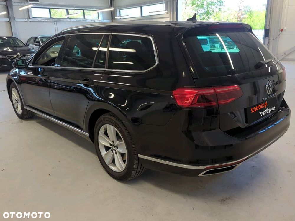 Volkswagen Passat 2.0 TSI Elegance DSG - 5