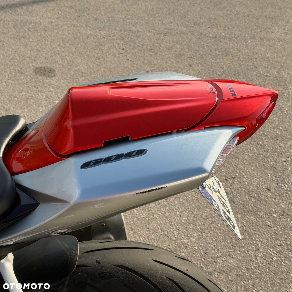 Suzuki GSX-R - 28