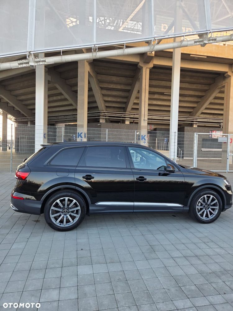 Audi Q7 55 TFSI e Quattro Tiptronic - 6