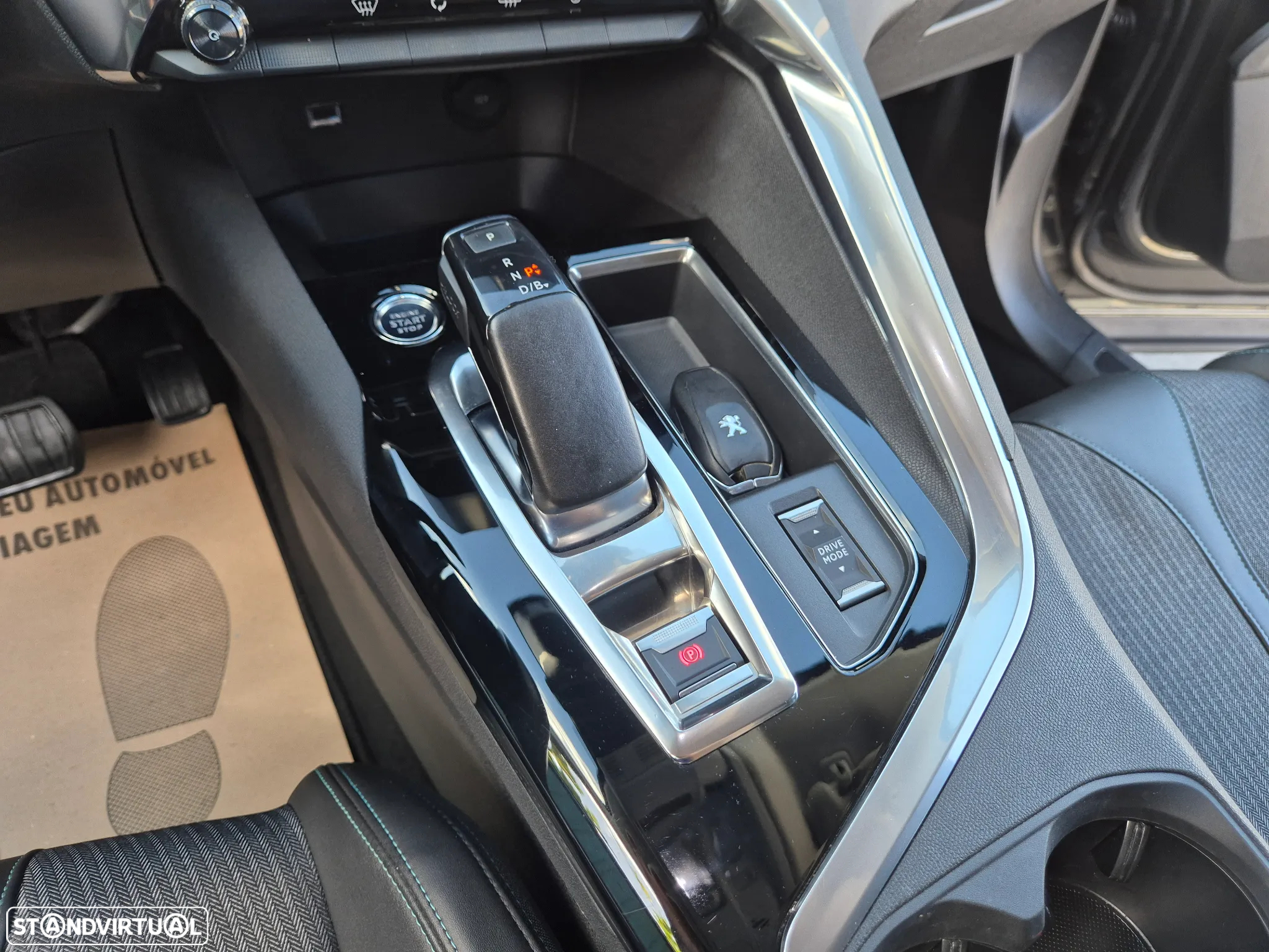 Peugeot 3008 1.6 Hybrid Allure Pack e-EAT8 - 45