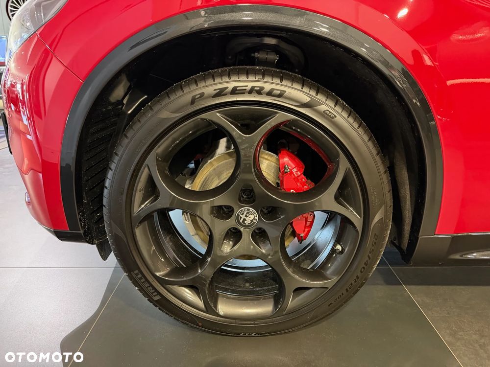 Alfa Romeo Stelvio 2.0 Turbo Veloce Q4 - 9