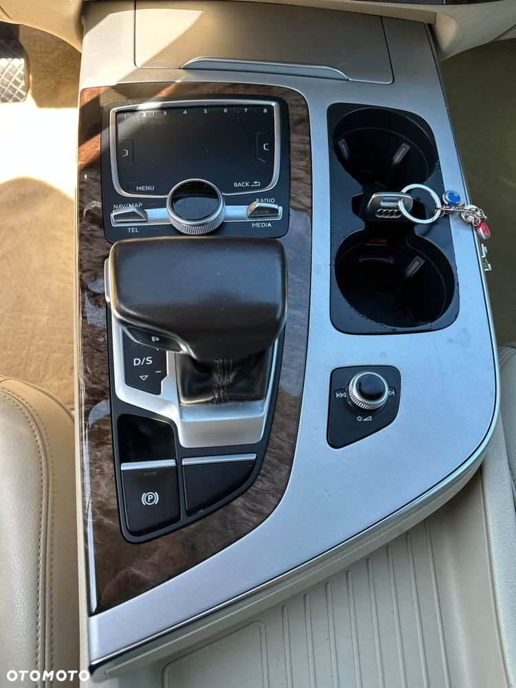 Audi Q7 - 18