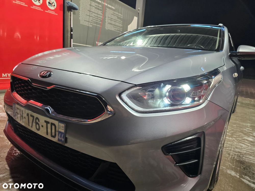 Kia Ceed 1.6 CRDi Edition 7 - 17