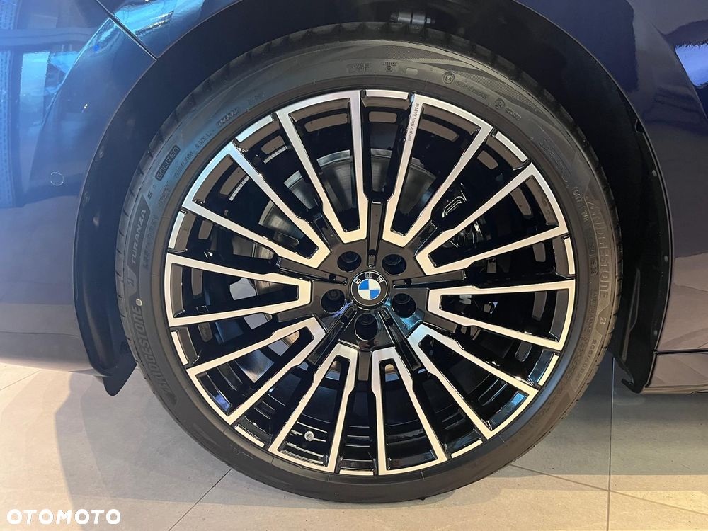 BMW Seria 7 740d xDrive mHEV sport - 40