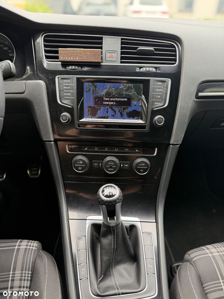 Volkswagen Golf GTD (BlueMotion Technology) - 9