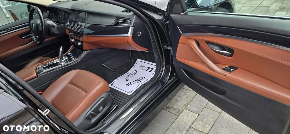 BMW Seria 5 520d - 11