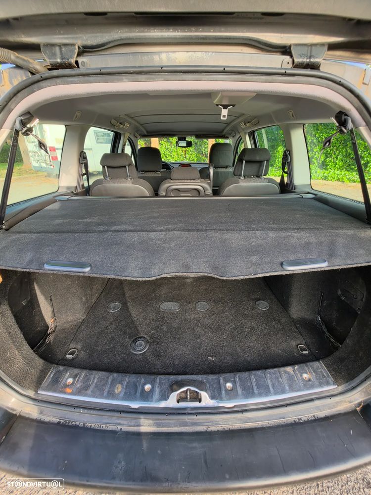 Peugeot 307 SW 1.6 HDi - 13