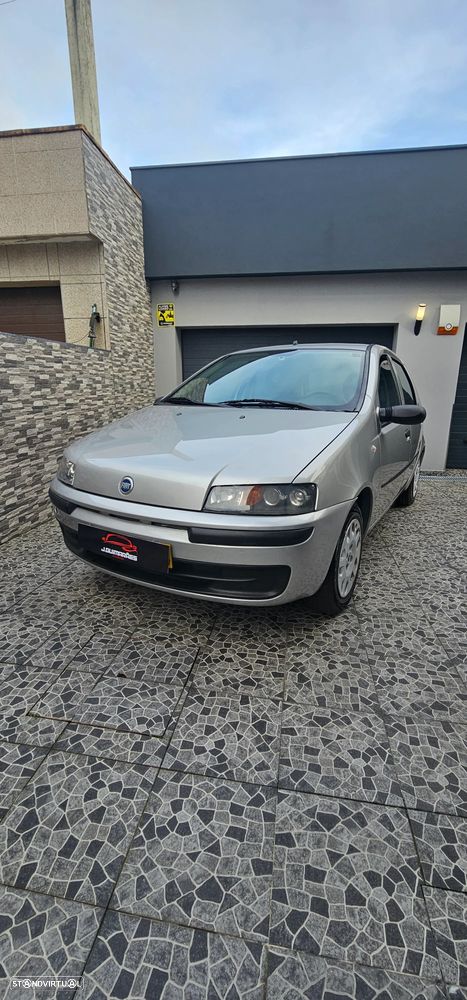Fiat Punto 1.2 8V Active - 1