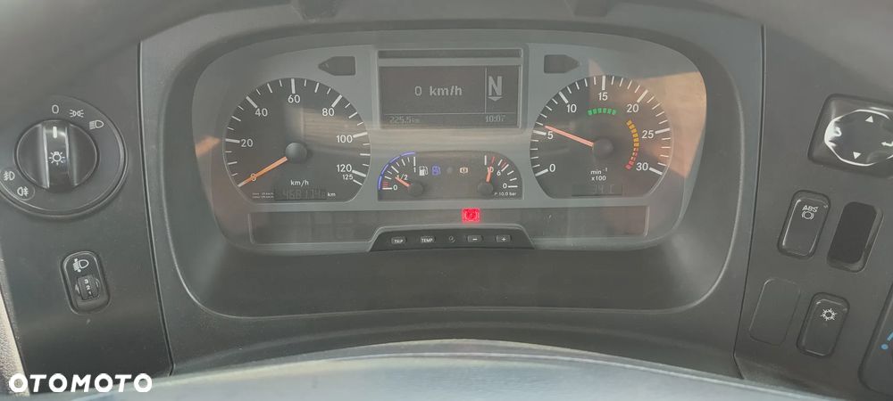 Mercedes-Benz AXOR - 3