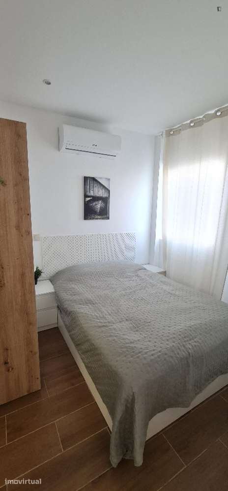 Apartamento com 1 quartos - localizado em Santo Ildefonso Porto - Grande imagem: 3/11