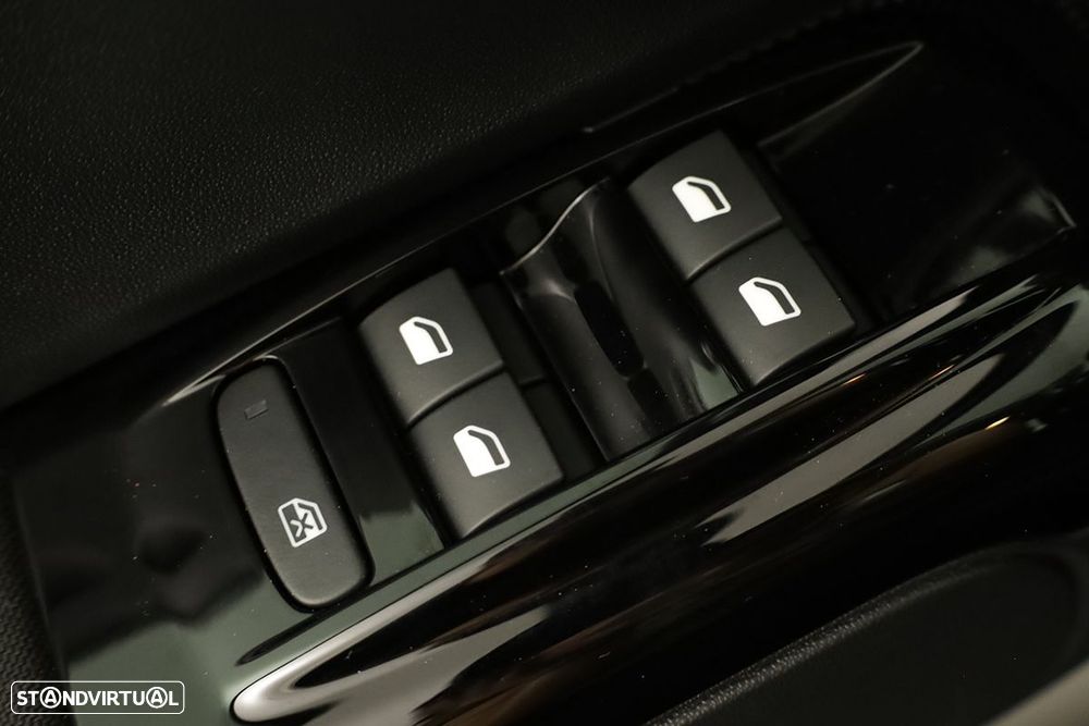 Citroën C3 1.2 PureTech Max - 19