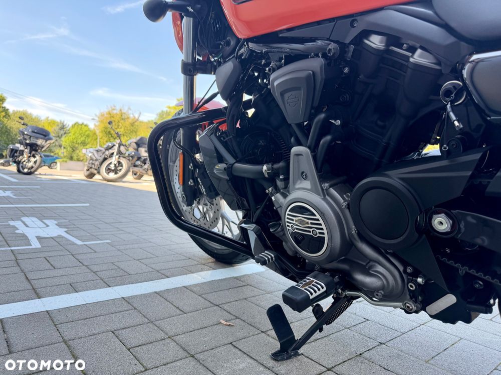 Harley-Davidson Sportster Nightster 975 - 10