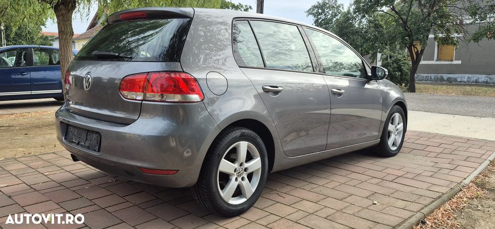 Volkswagen Golf - 3