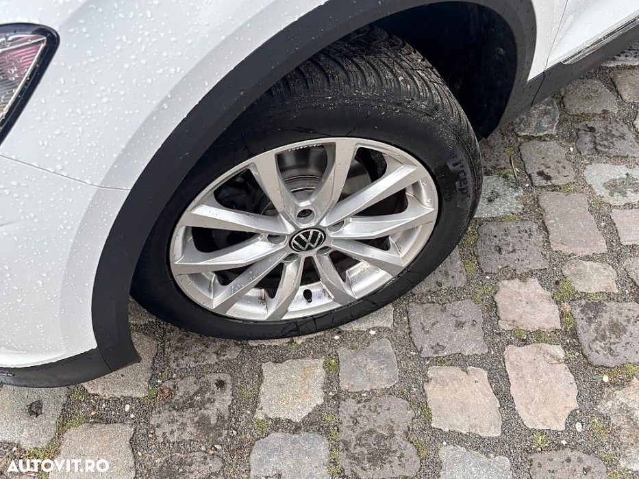 Volkswagen T-Roc 1.5 TSI OPF GOAL - 10