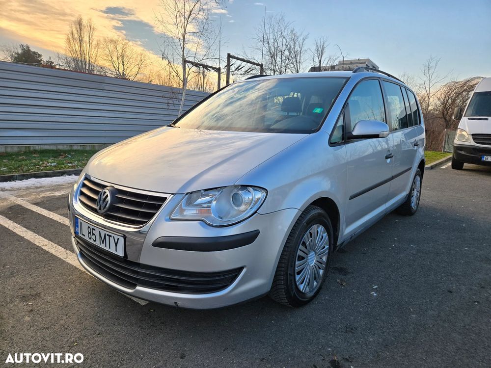 Volkswagen Touran 1.9 TDI Highline - 1
