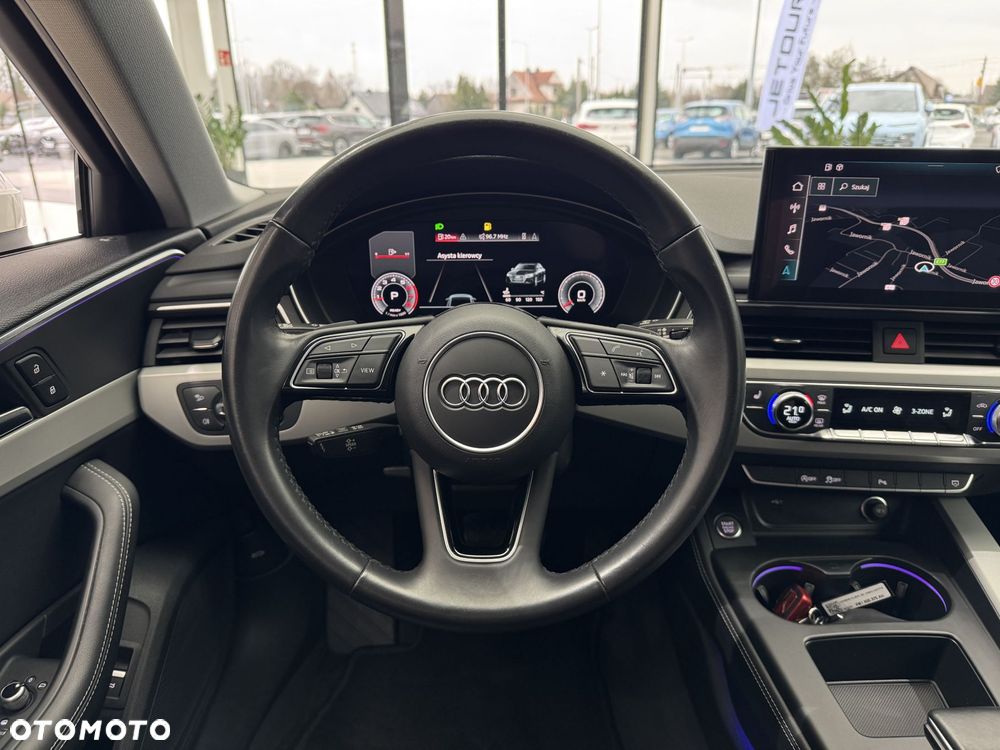 Audi A4 Limousine - 16