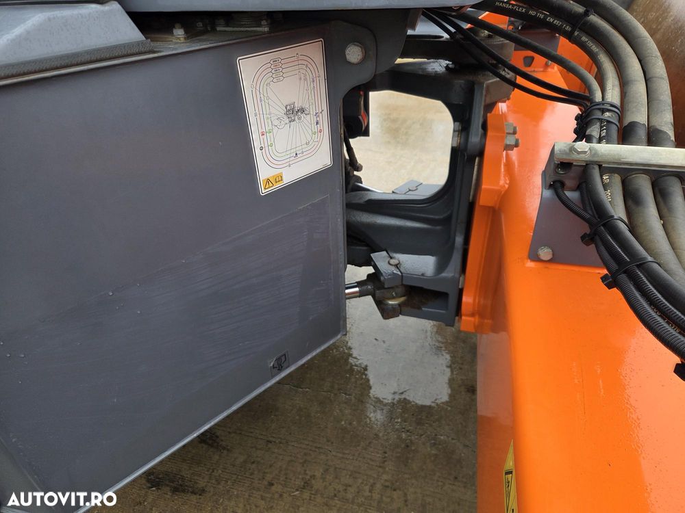 Hamm H11i, 2019, 927h, 13,2 tone, latime tamburi 2,1m, produs in GERMANIA, motor DEUTZ 115CP, Aer conditionat, Lungime 5,9m, anv 90% ok, posibilitate leasing, PROMOTIE 69.900 EUR+Tva - 20
