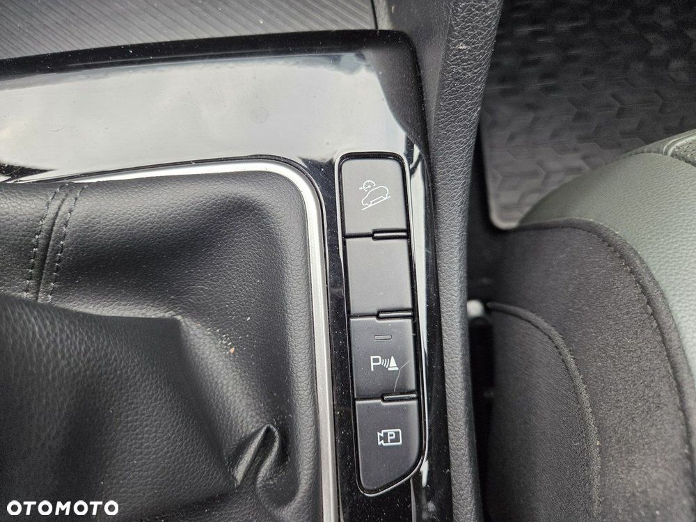 Kia Sportage 1.6 T-GDI Anniversary 2WD - 31